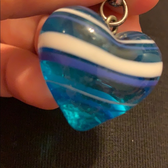 Heart Keychain - Picture 3 of 4